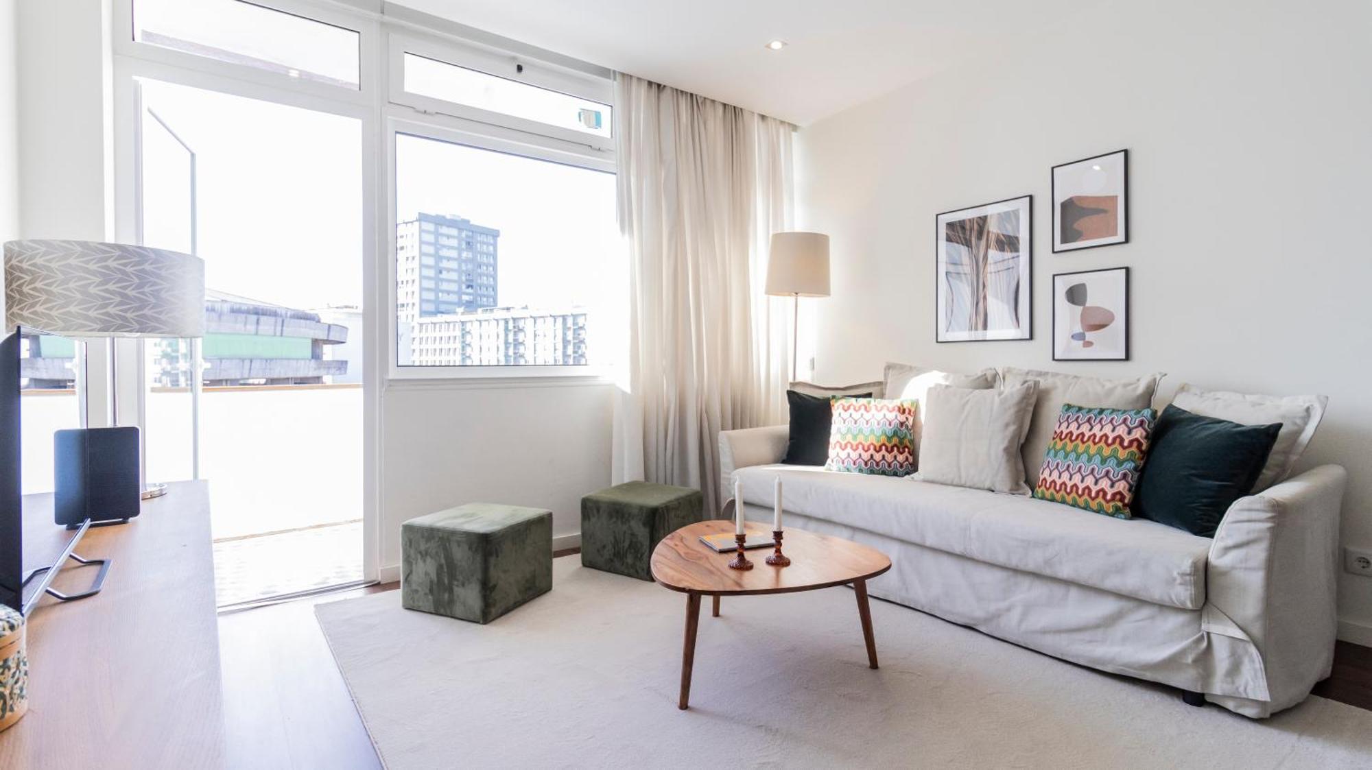 2br Wonder In The Center By Lovelystay *