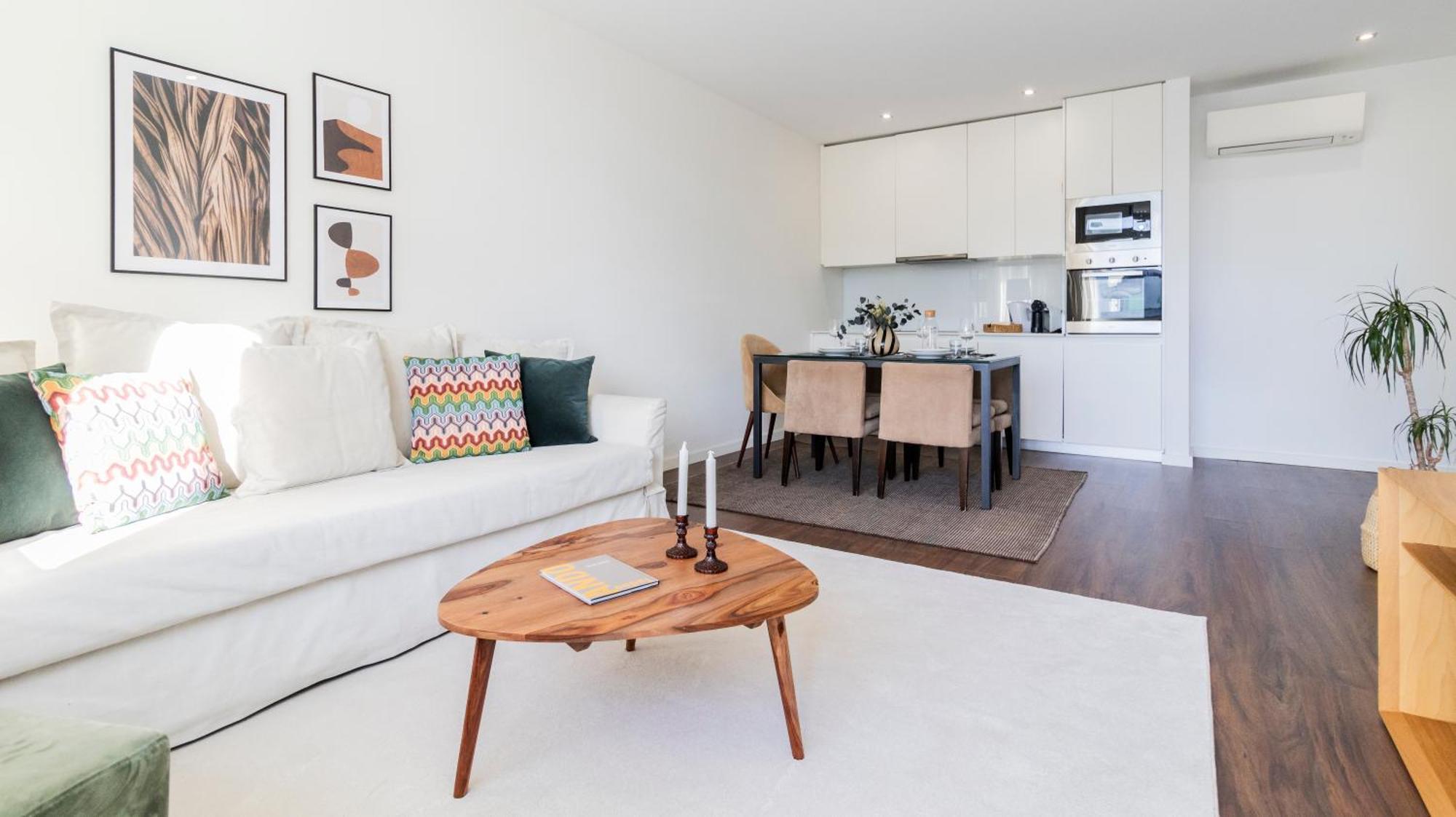 2br Wonder In The Center By Lovelystay Apartment Porto